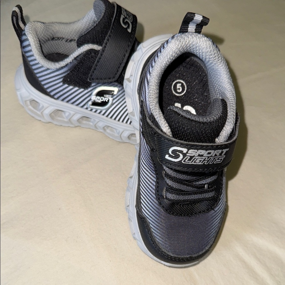 Sport Lights by Skechers Baby/Toddler Black and White Sport Sneakers